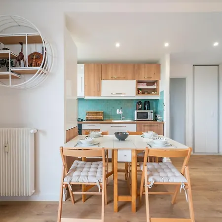 Blue Light - Appt Pour 4p